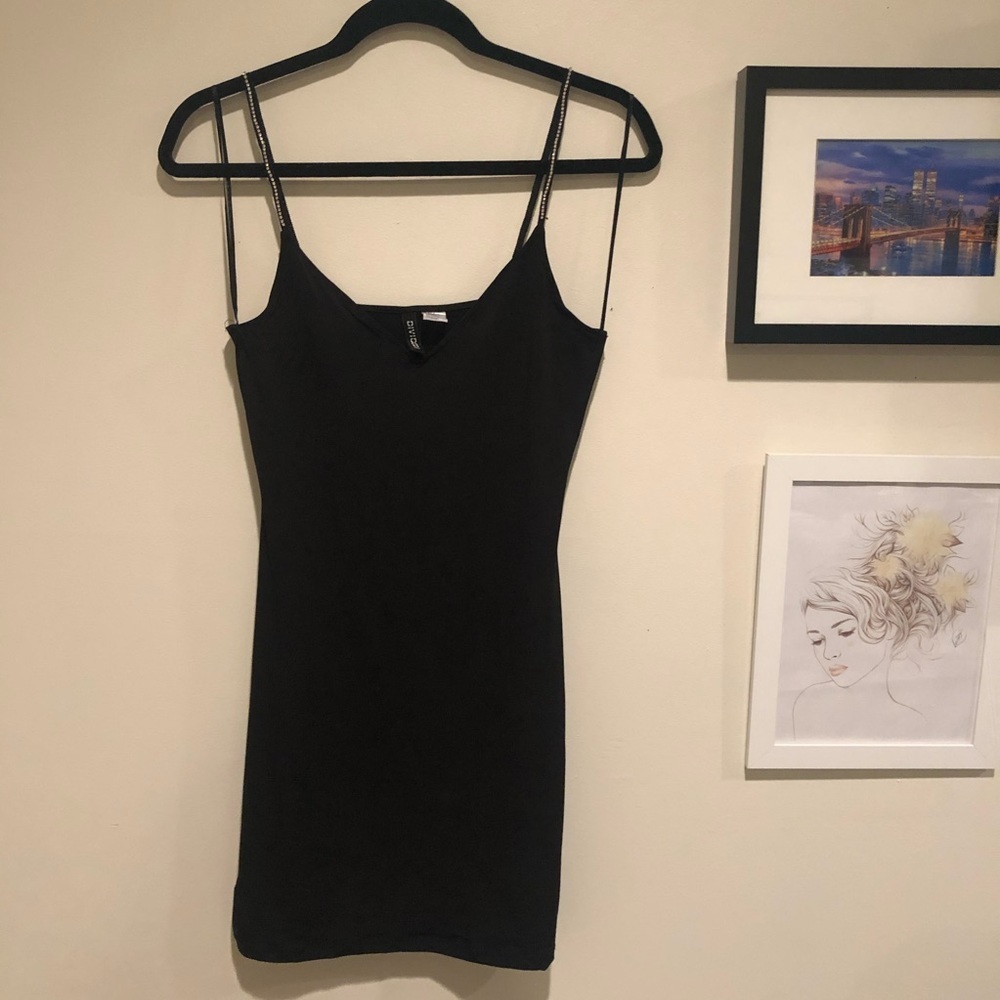 ❗️FINAL SALE❗️Strappy h&m dress - Picture 4 of 8